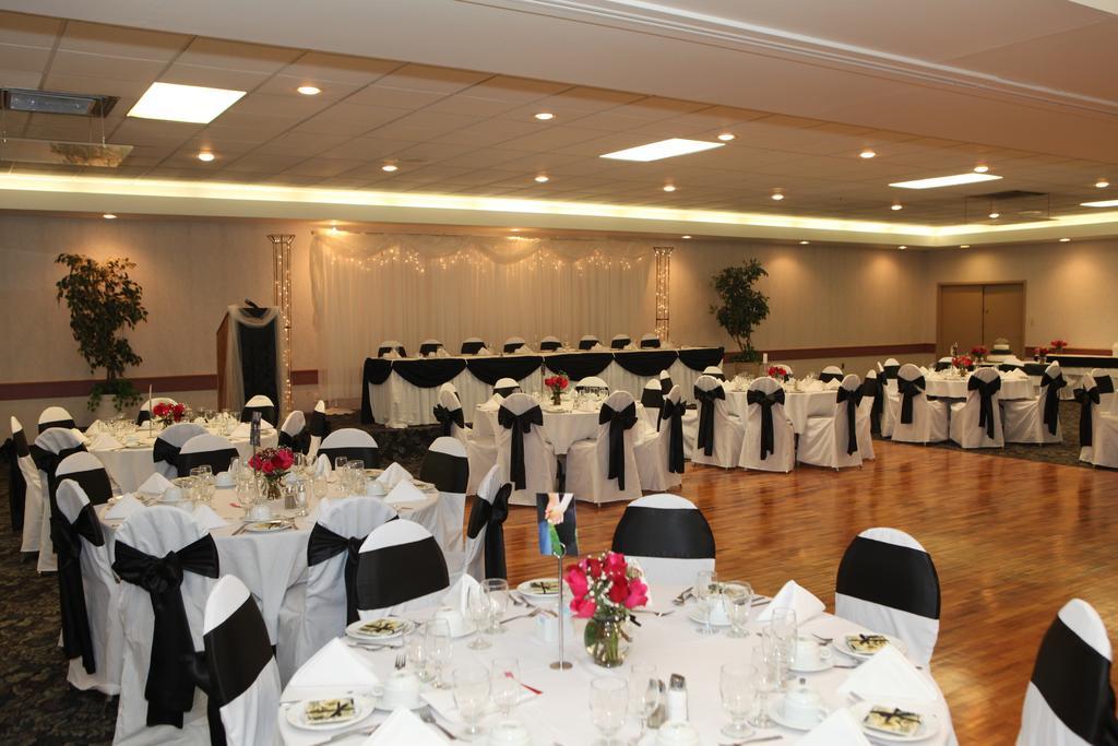 St. Albert Inn & Suites Saint Albert Dış mekan fotoğraf