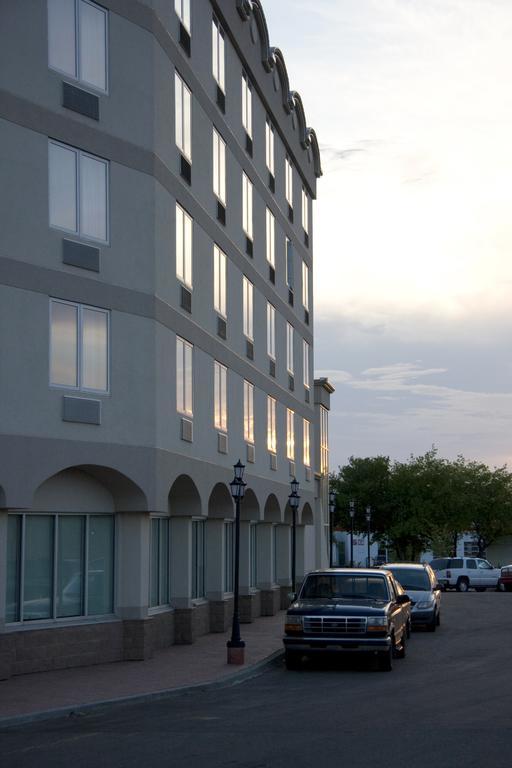 St. Albert Inn & Suites Saint Albert Dış mekan fotoğraf