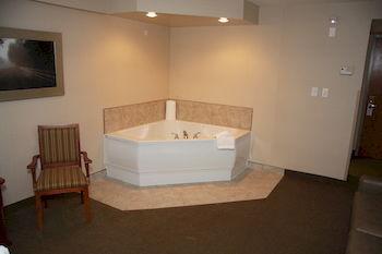 St. Albert Inn & Suites Saint Albert Dış mekan fotoğraf