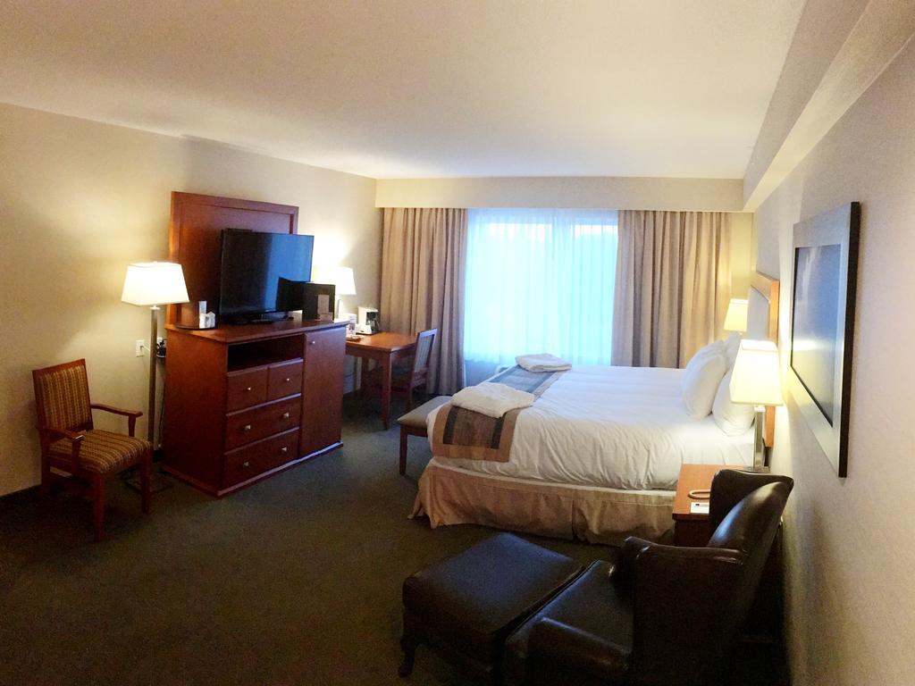 St. Albert Inn & Suites Saint Albert Dış mekan fotoğraf