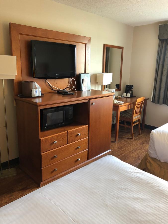 St. Albert Inn & Suites Saint Albert Dış mekan fotoğraf